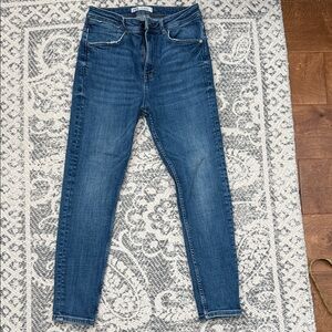 Zara Men’s Classic Blue Skinny Jeans